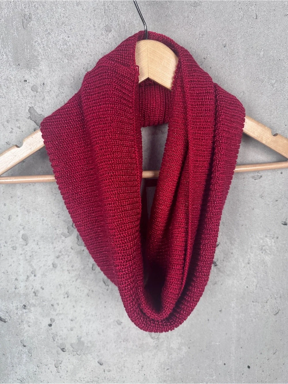 Cozy Women's Knit Infinity Scarf - Deep Red